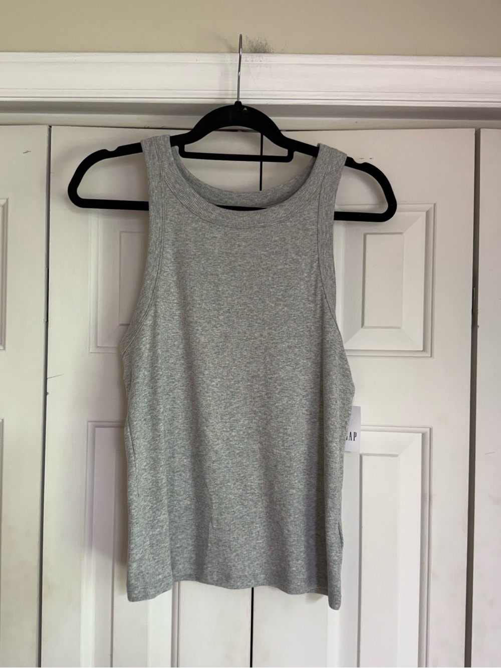 GAP Women’s Gray Ribbed Modern Tank High Neck Modern Basic Feminine Top Size L